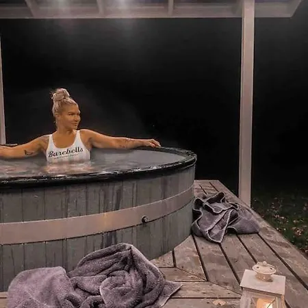 Kupsala , Laatulomat Vila Juva