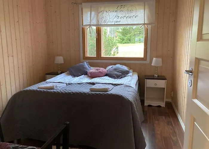 Kupsala , Laatulomat 别墅 *